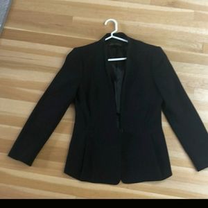 Zara woman’s blazer size medium